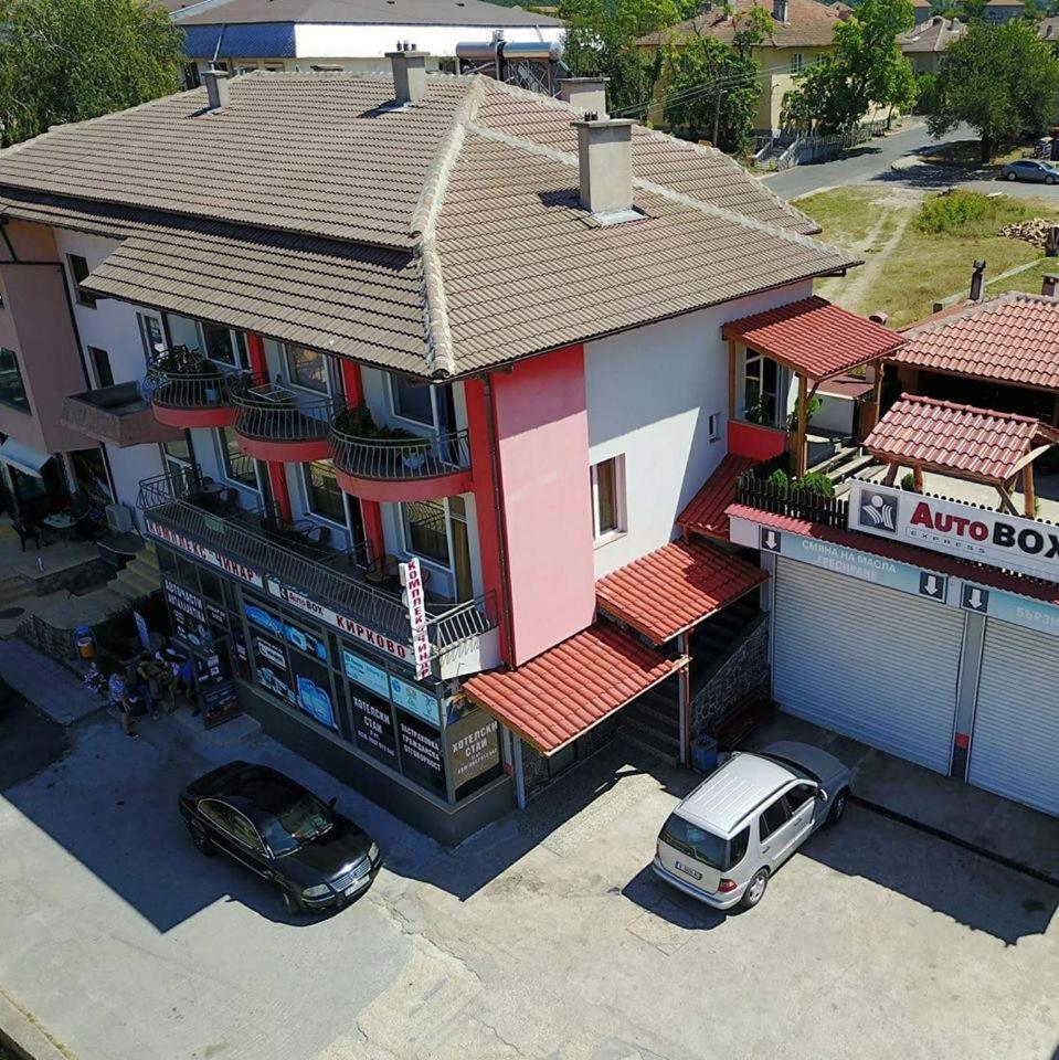 Guest House Chinar 08 Kirkovo  Kültér fotó